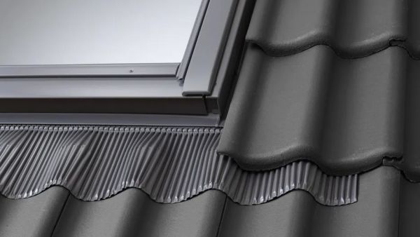 VELUX EDW Burkolókeret