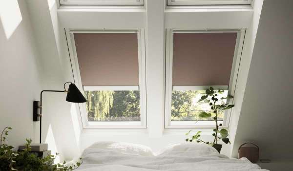 Velux fényzáró roló
