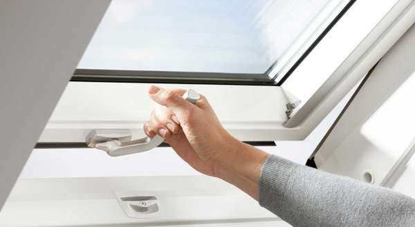 Velux GLU 1061B tetőtéri ablak